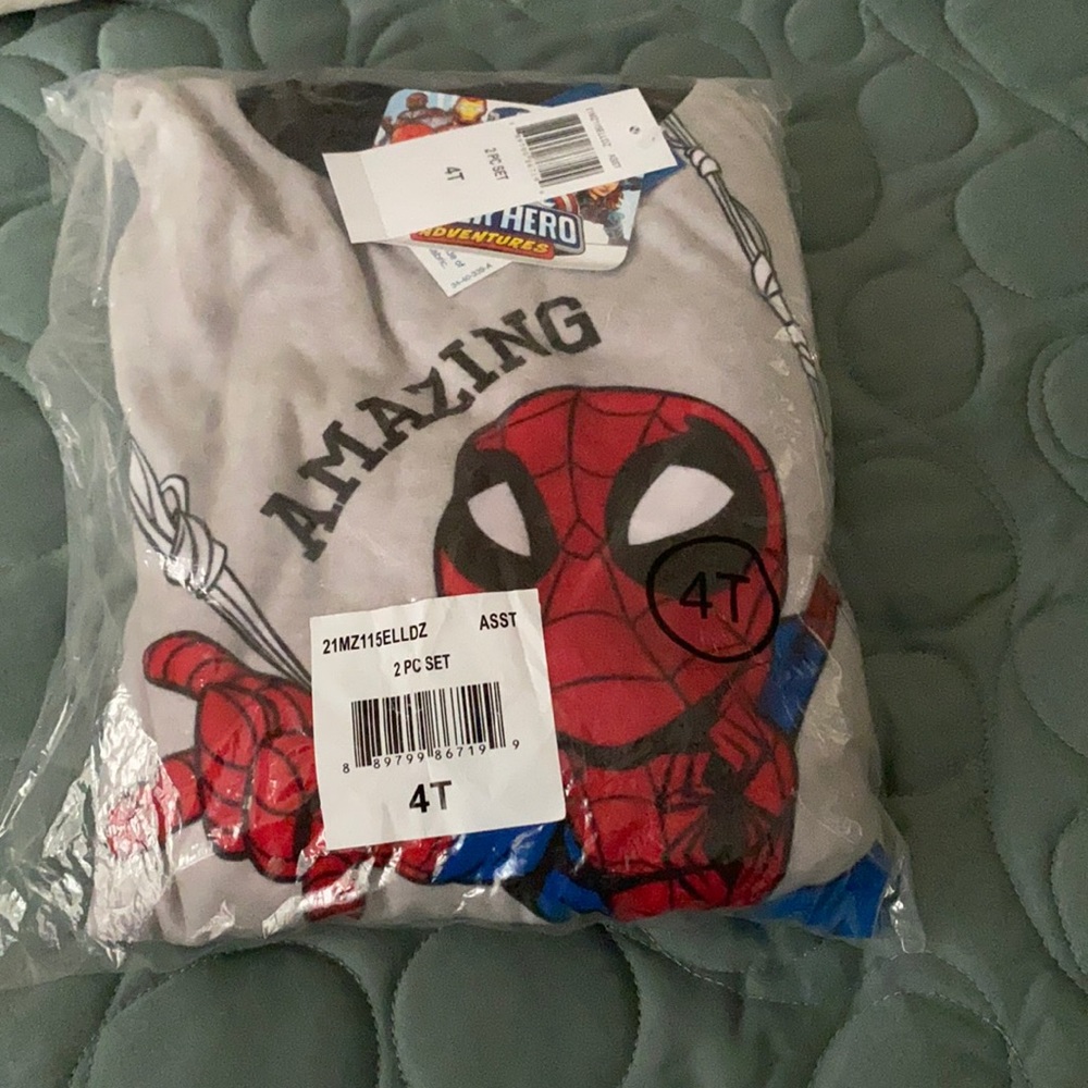 NIB. Boys fleece Spider-Man pajamas. Top and pants.